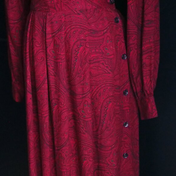 Liz Claiborne | Like NEW Vintage Red Paisley Blouse and Skirt Set in Wool Blend - Picture 5 of 9